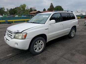  Salvage Toyota Highlander
