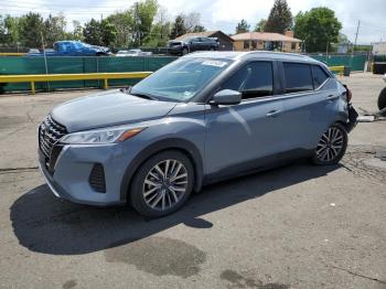  Salvage Nissan Kicks