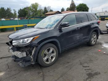  Salvage Toyota Highlander