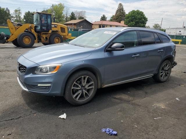  Salvage Volvo V60