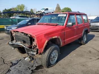  Salvage Jeep Cherokee