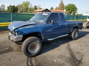  Salvage Toyota Pickup