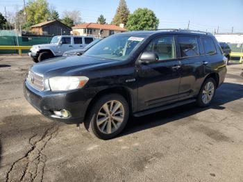  Salvage Toyota Highlander
