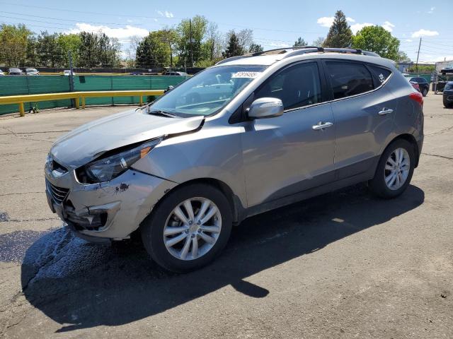  Salvage Hyundai TUCSON