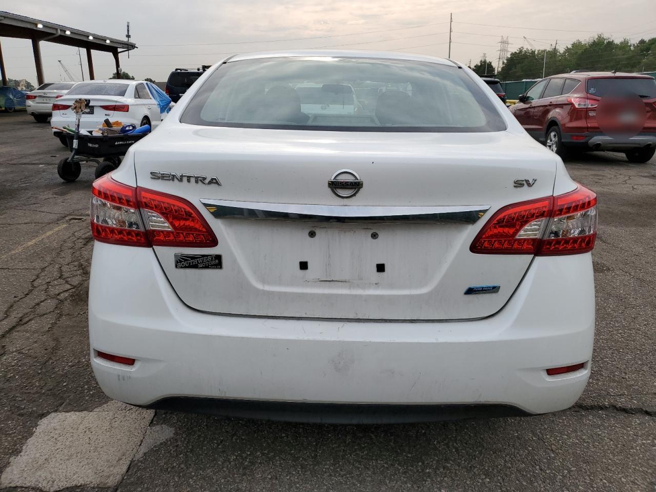 Nissan Sentra S Image 6