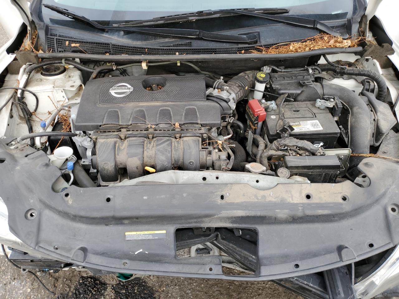 Nissan Sentra S Image 10