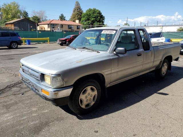  Salvage Toyota Pickup