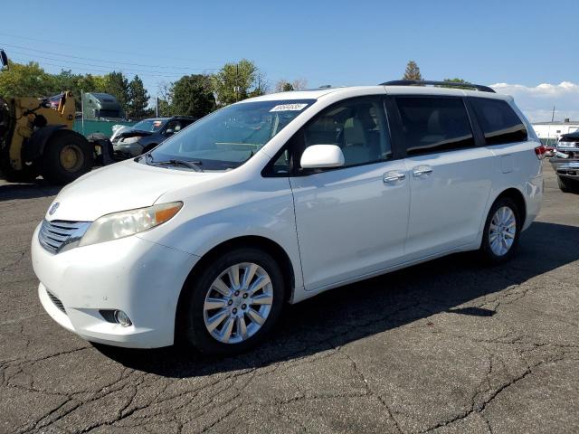  Salvage Toyota Sienna