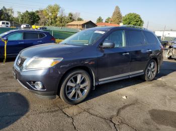  Salvage Nissan Pathfinder