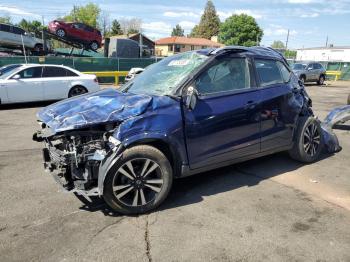  Salvage Nissan Kicks