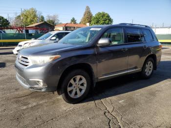  Salvage Toyota Highlander