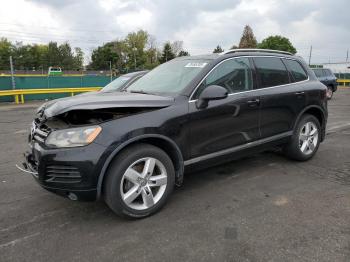  Salvage Volkswagen Touareg