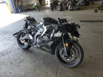  Salvage Kawasaki Zx400 P