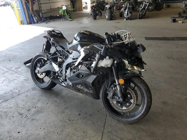  Salvage Kawasaki Zx400 P