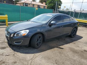  Salvage Volvo S60