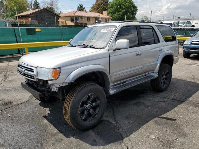  Salvage Toyota 4Runner