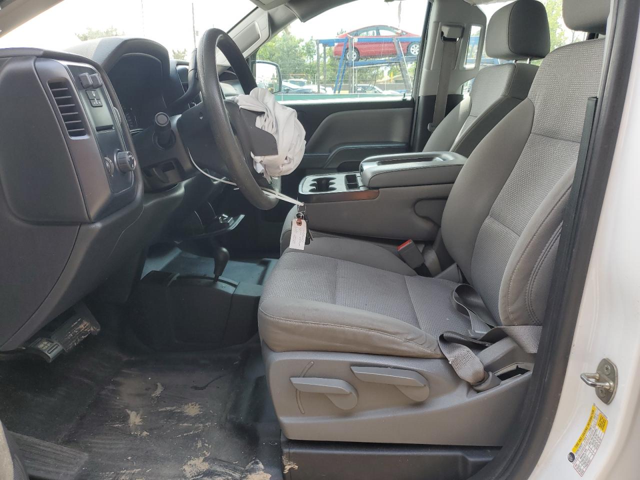 Chevrolet Silverado K1500 Image 6