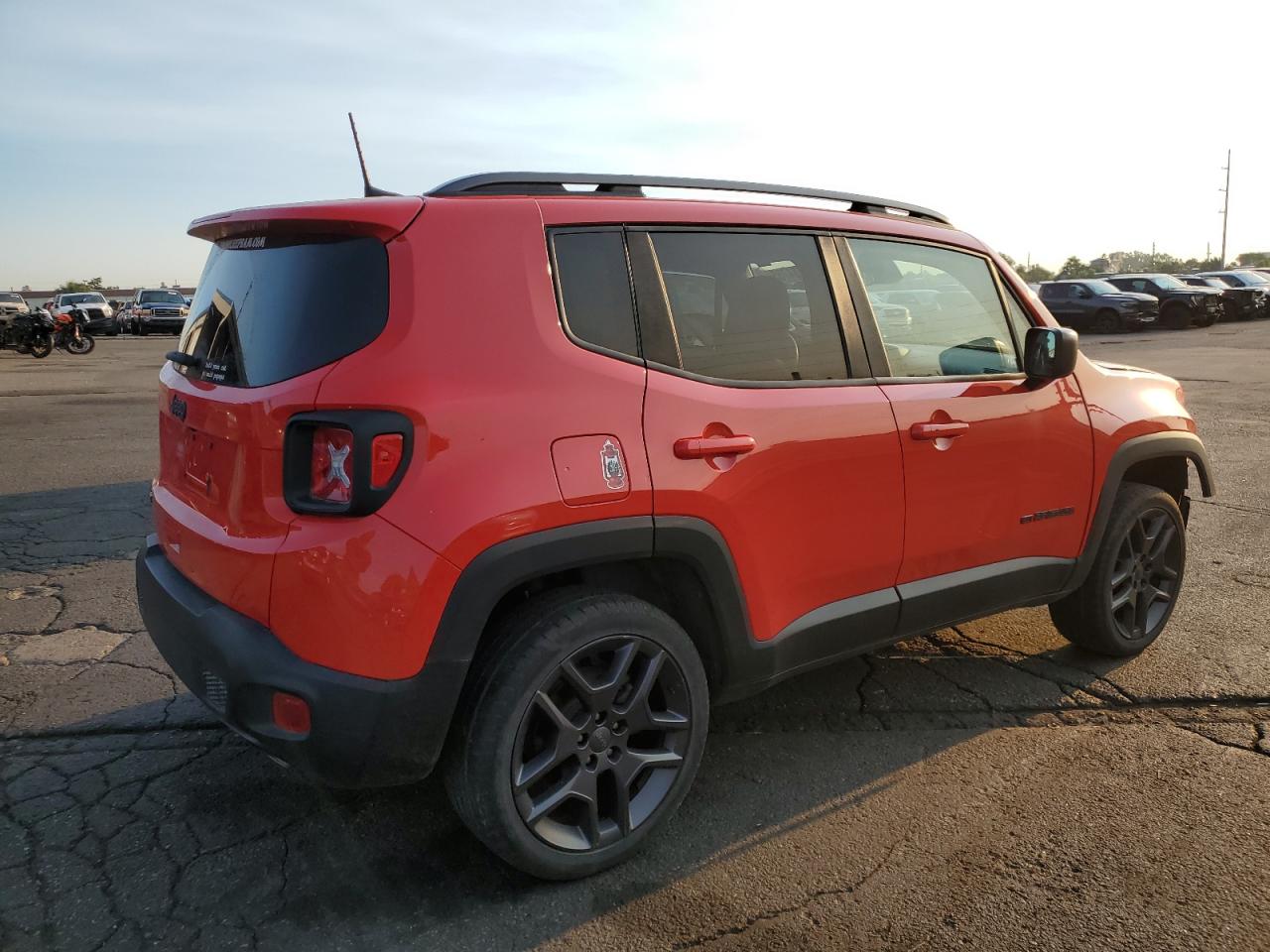 Jeep Renegade Latitude Image 7