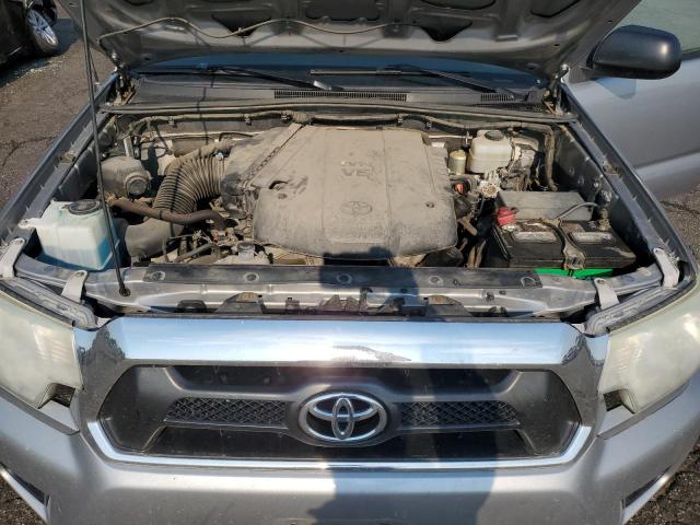 Toyota Tacoma Double Cab Image 8