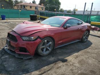  Salvage Ford Mustang