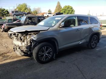  Salvage Toyota Highlander