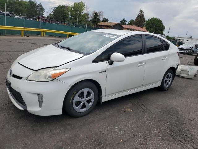  Salvage Toyota Prius