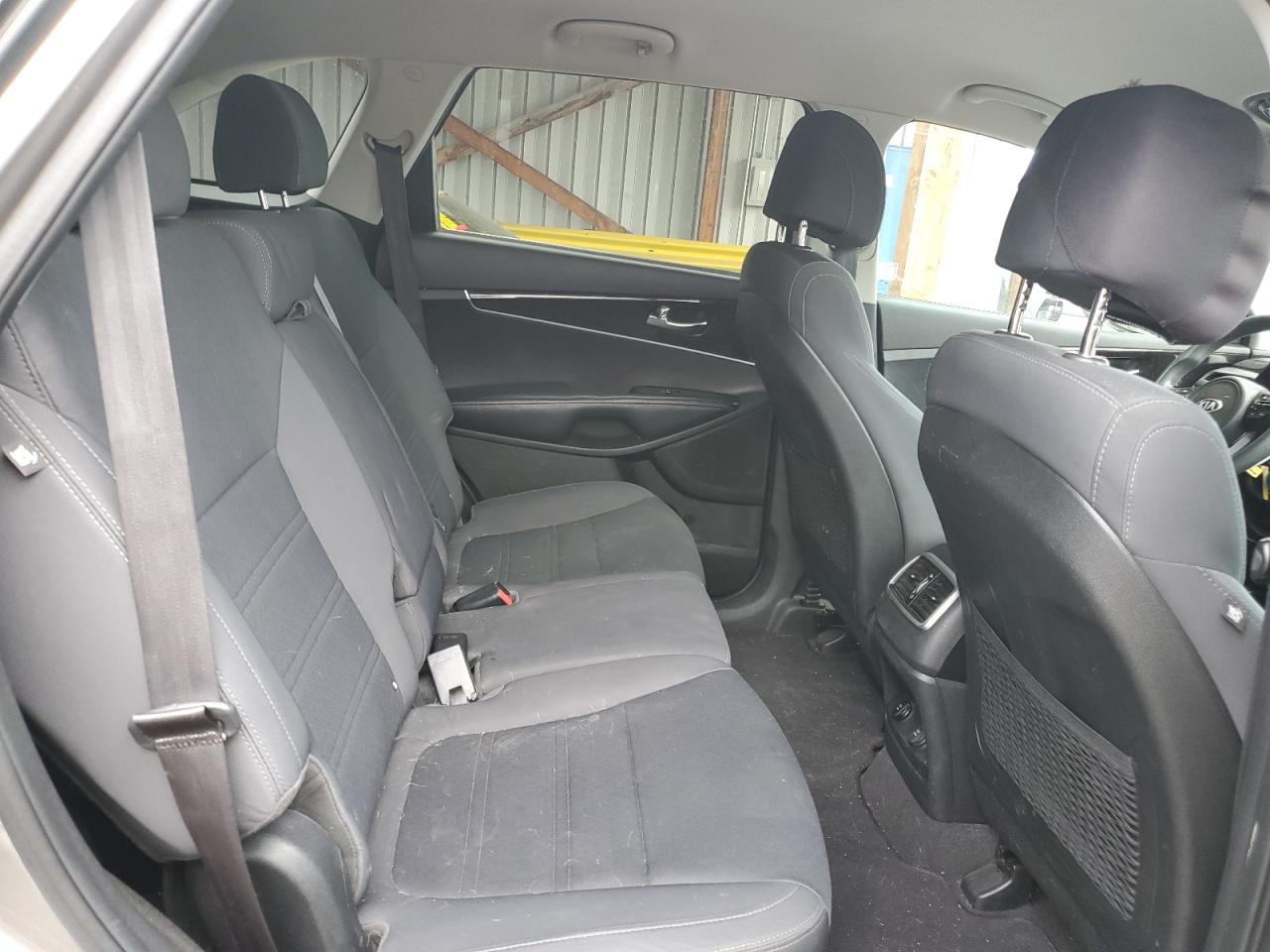 Kia Sorento Lx Image 10