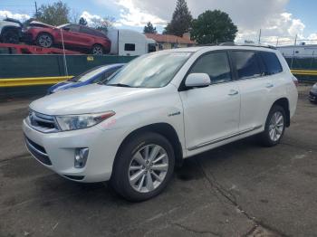  Salvage Toyota Highlander