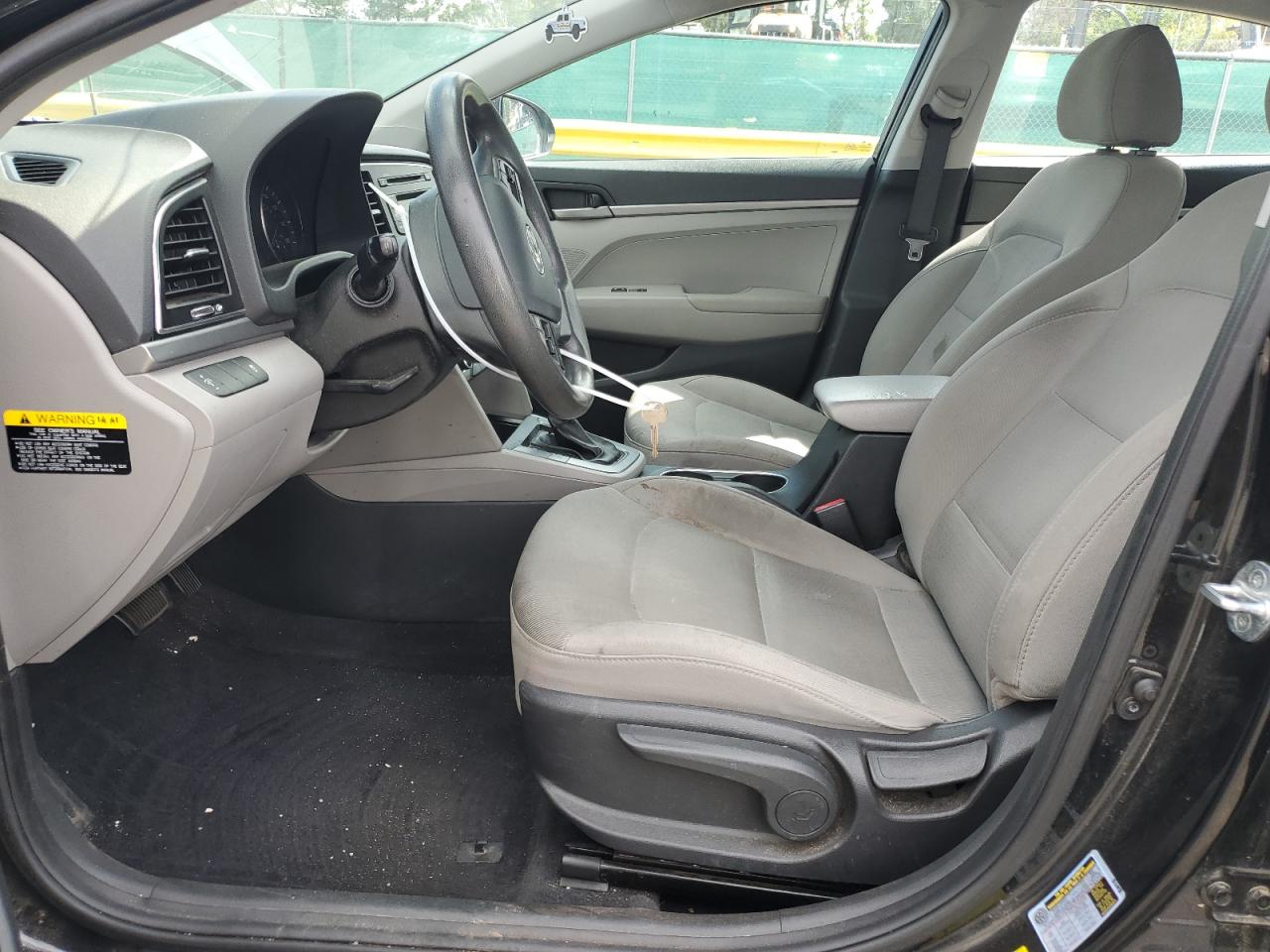 Hyundai ELANTRA Se Image 10