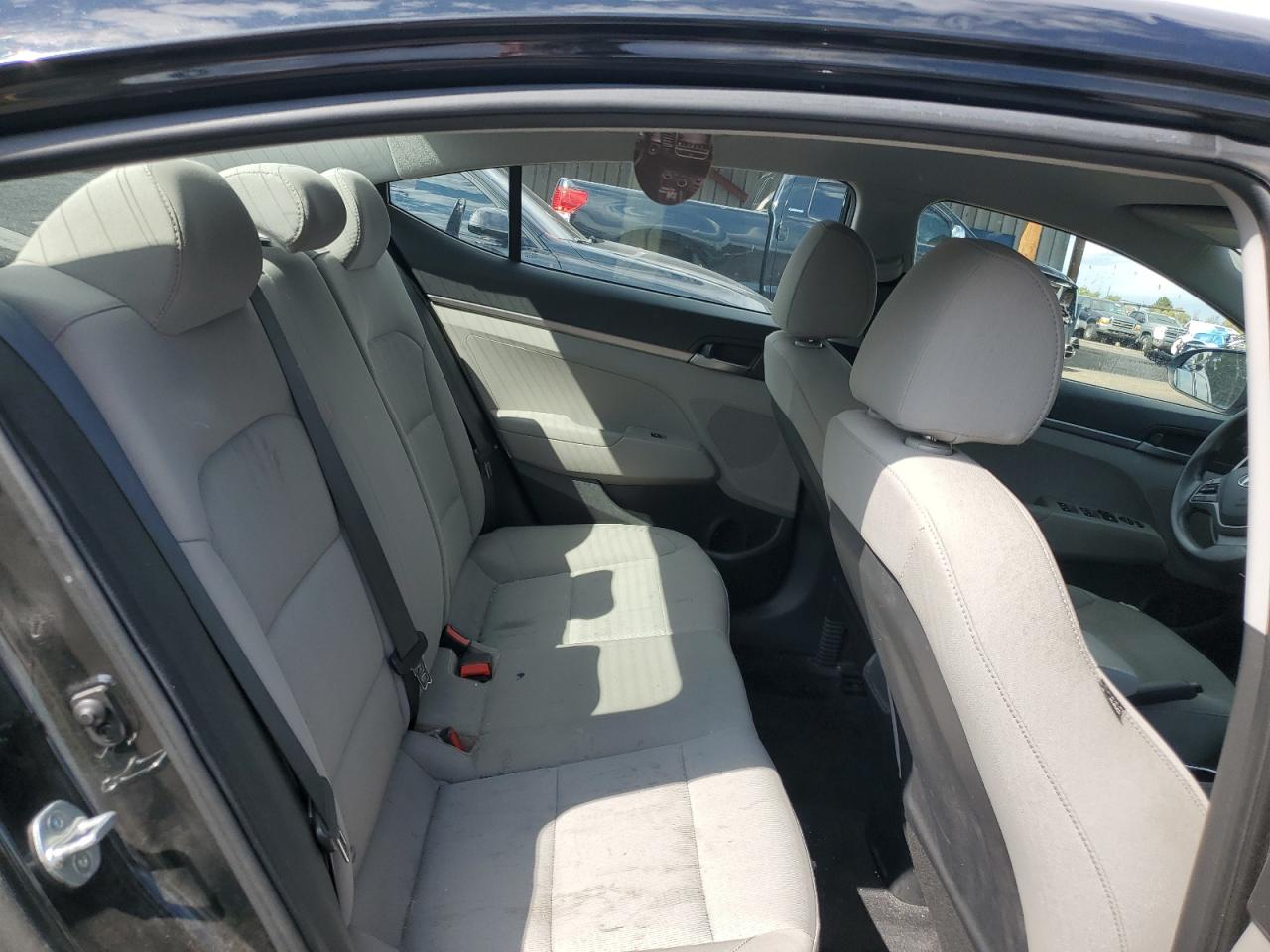 Hyundai ELANTRA Se Image 12