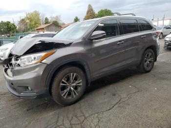  Salvage Toyota Highlander