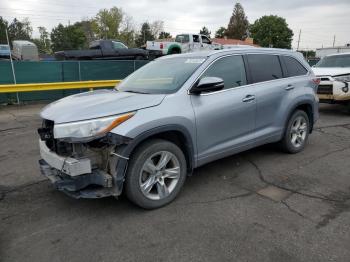  Salvage Toyota Highlander