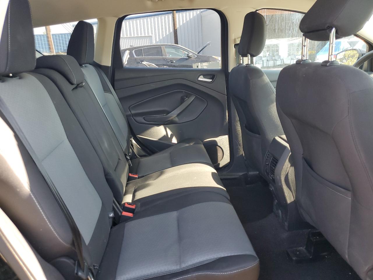 Ford Escape Se Image 6