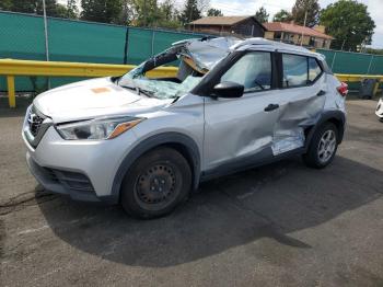  Salvage Nissan Kicks