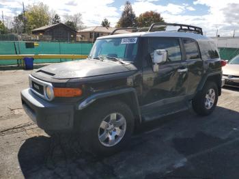  Salvage Toyota FJ Cruiser