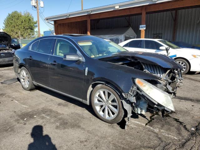 Lincoln MKS Image 7