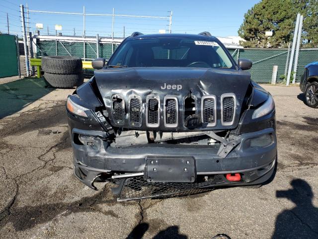 Jeep Cherokee Trailhawk Image 9