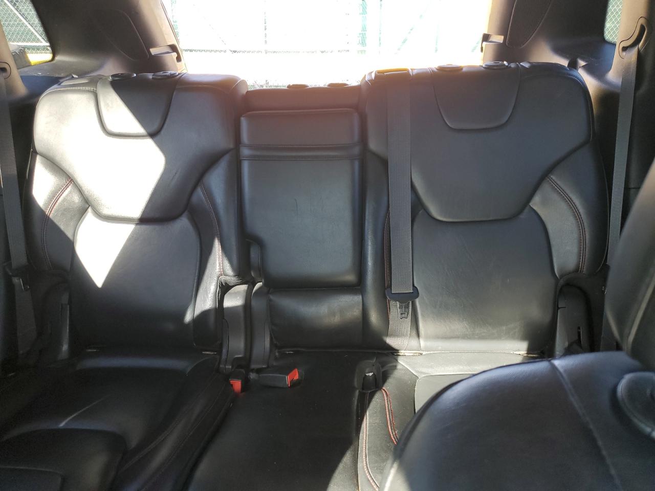 Jeep Cherokee Trailhawk Image 11