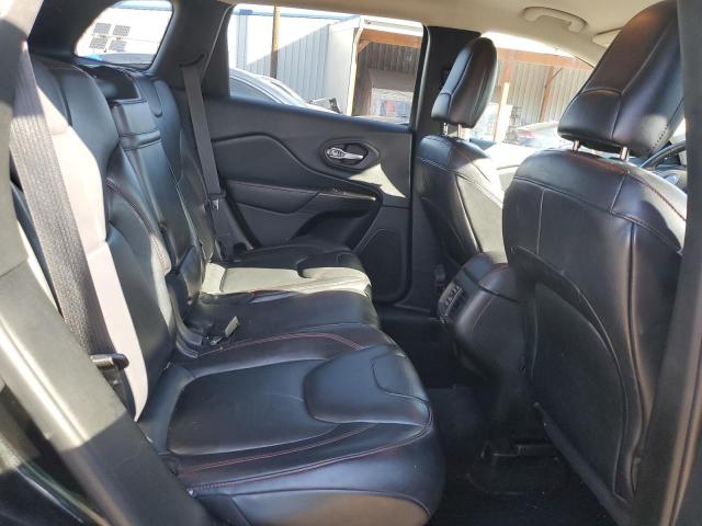 Jeep Cherokee Trailhawk Image 8