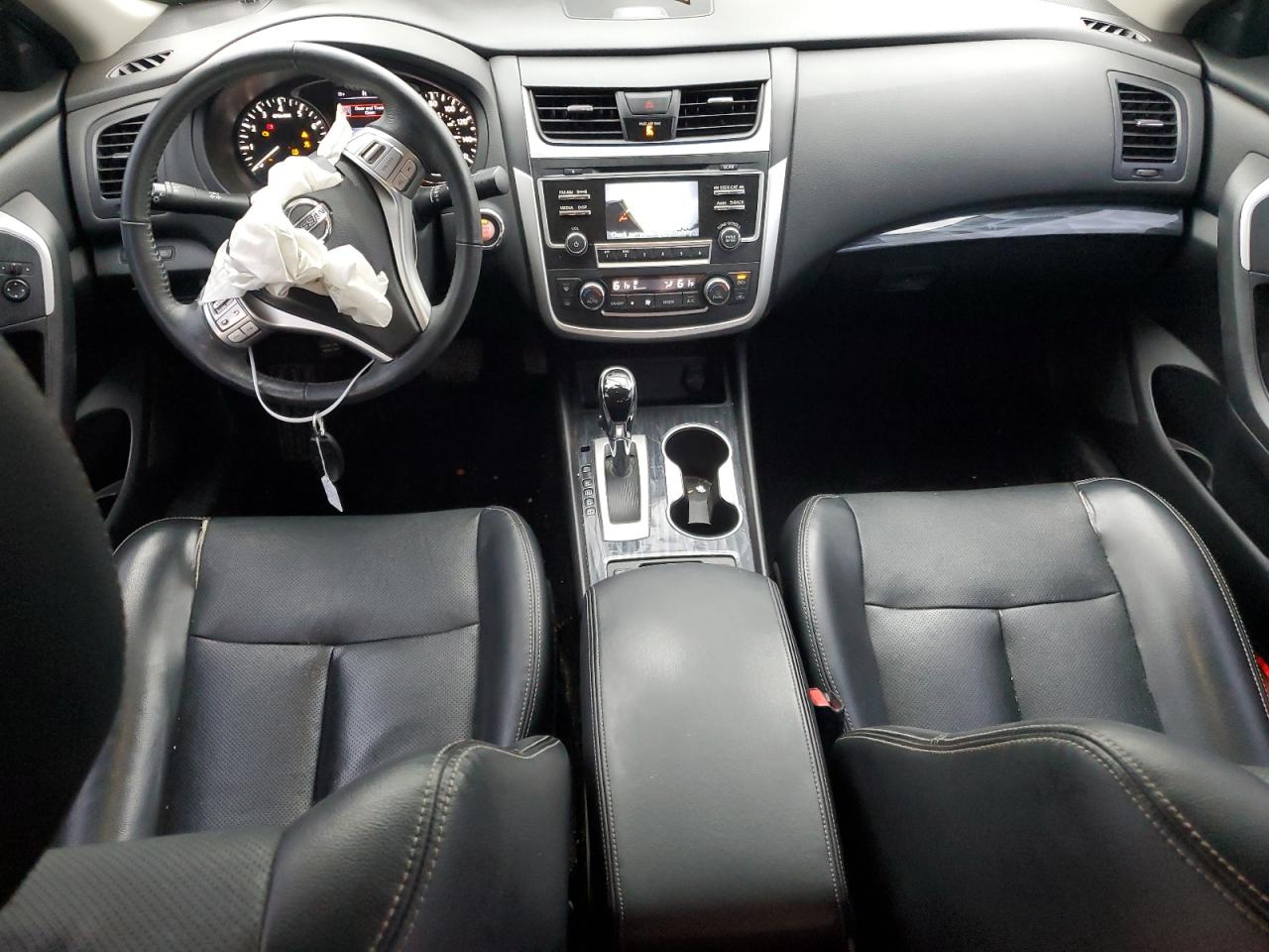 Nissan Altima 2.5 Image 6