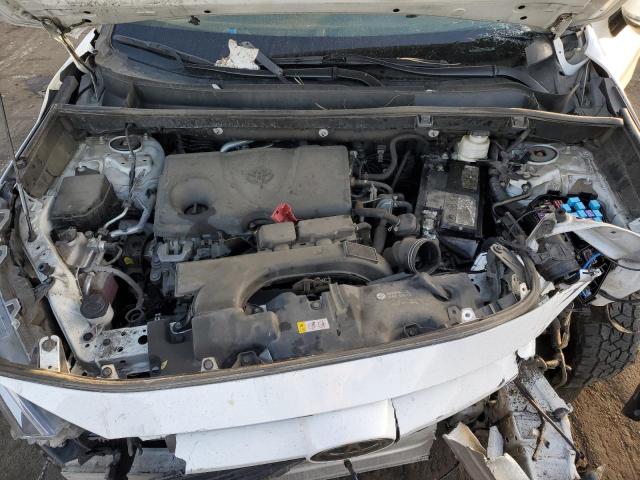 Toyota RAV4 Xle Image 12