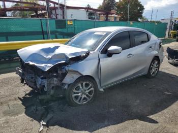  Salvage Toyota Yaris