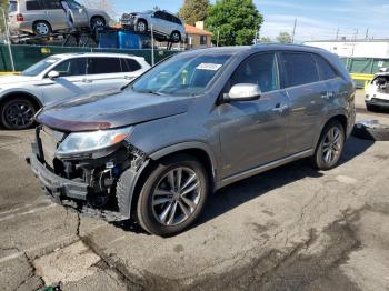  Salvage Kia Sorento