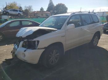 Salvage Toyota Highlander