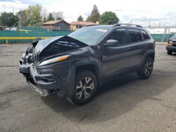  Salvage Jeep Cherokee