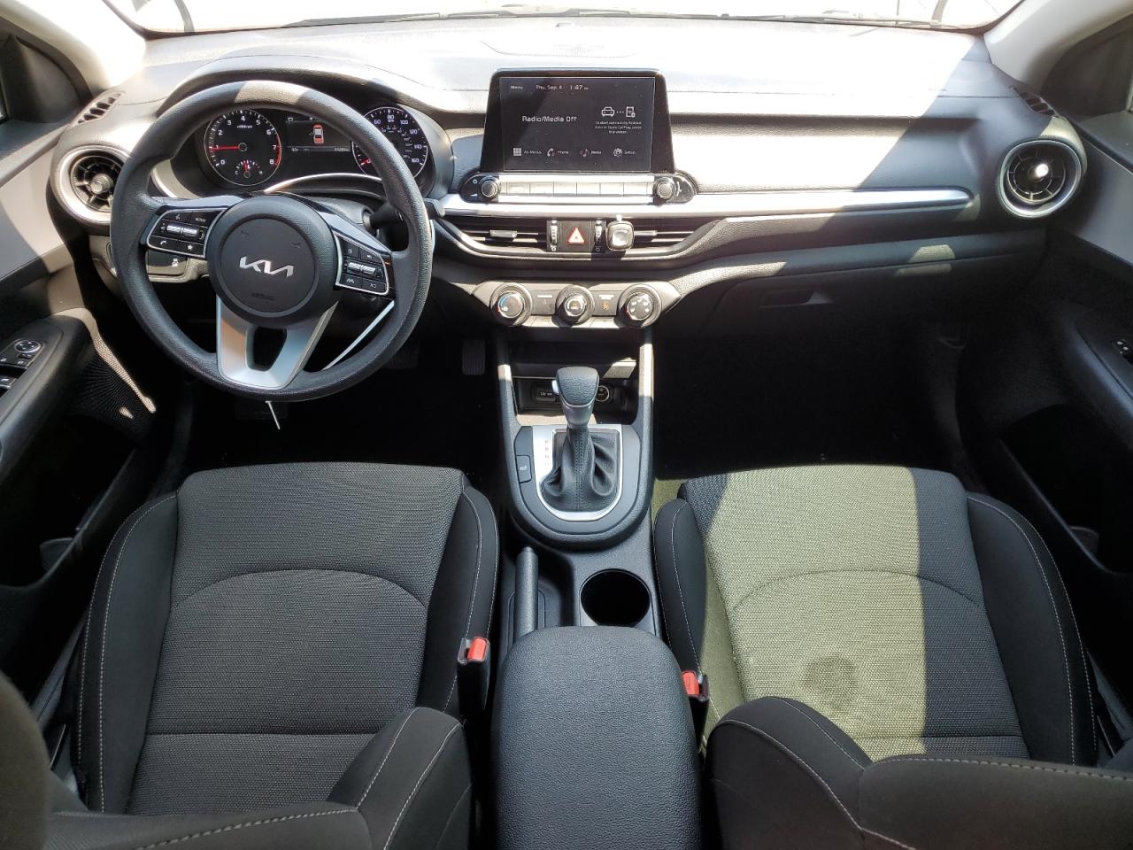 Kia Forte Lx Image 12
