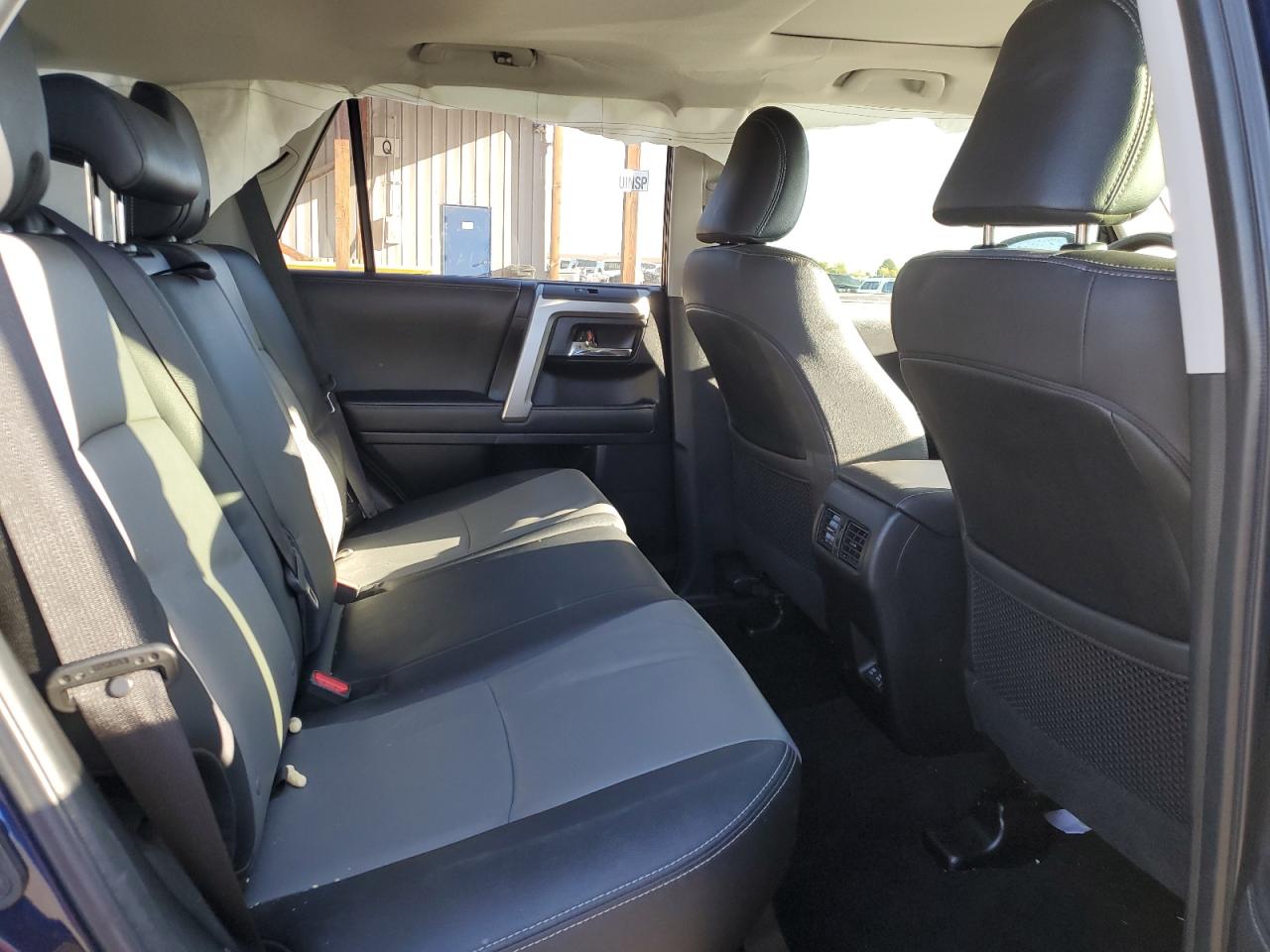 Toyota 4Runner Sr5/sr5 Premium Image 2