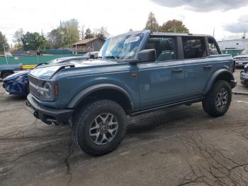  Salvage Ford Bronco