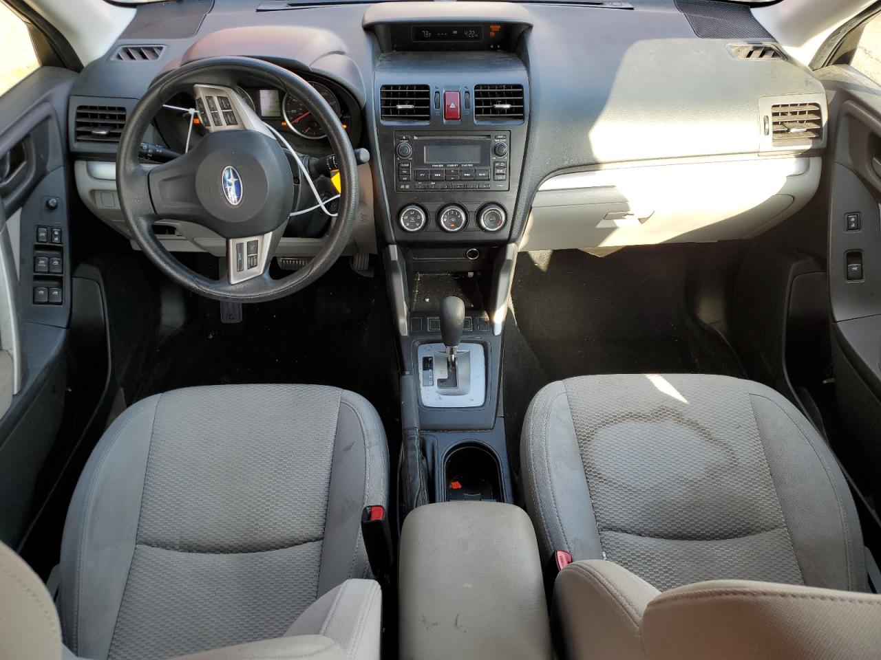 Subaru Forester 2.5i Image 12