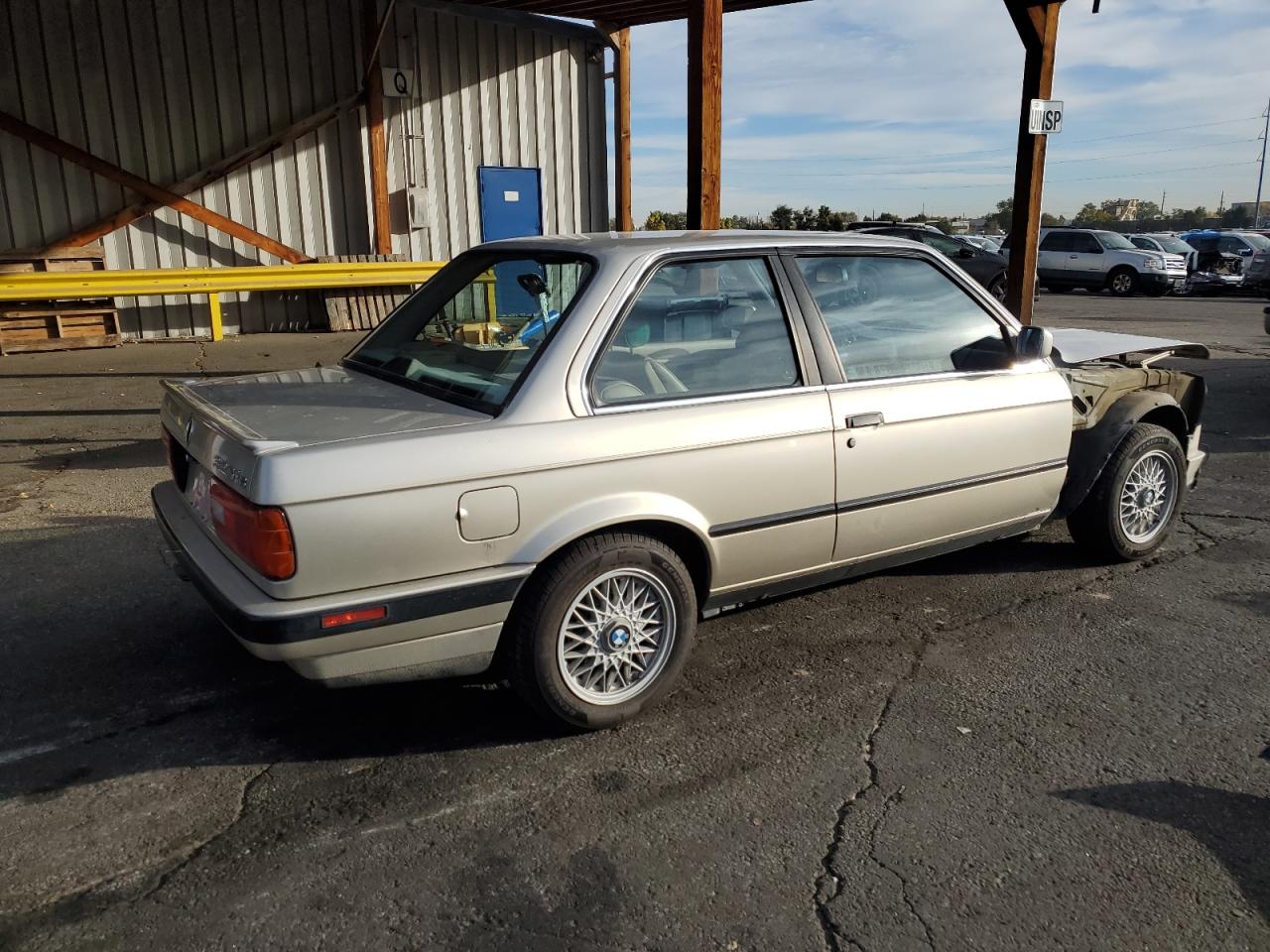 BMW 3 Series I Automatic Image 9